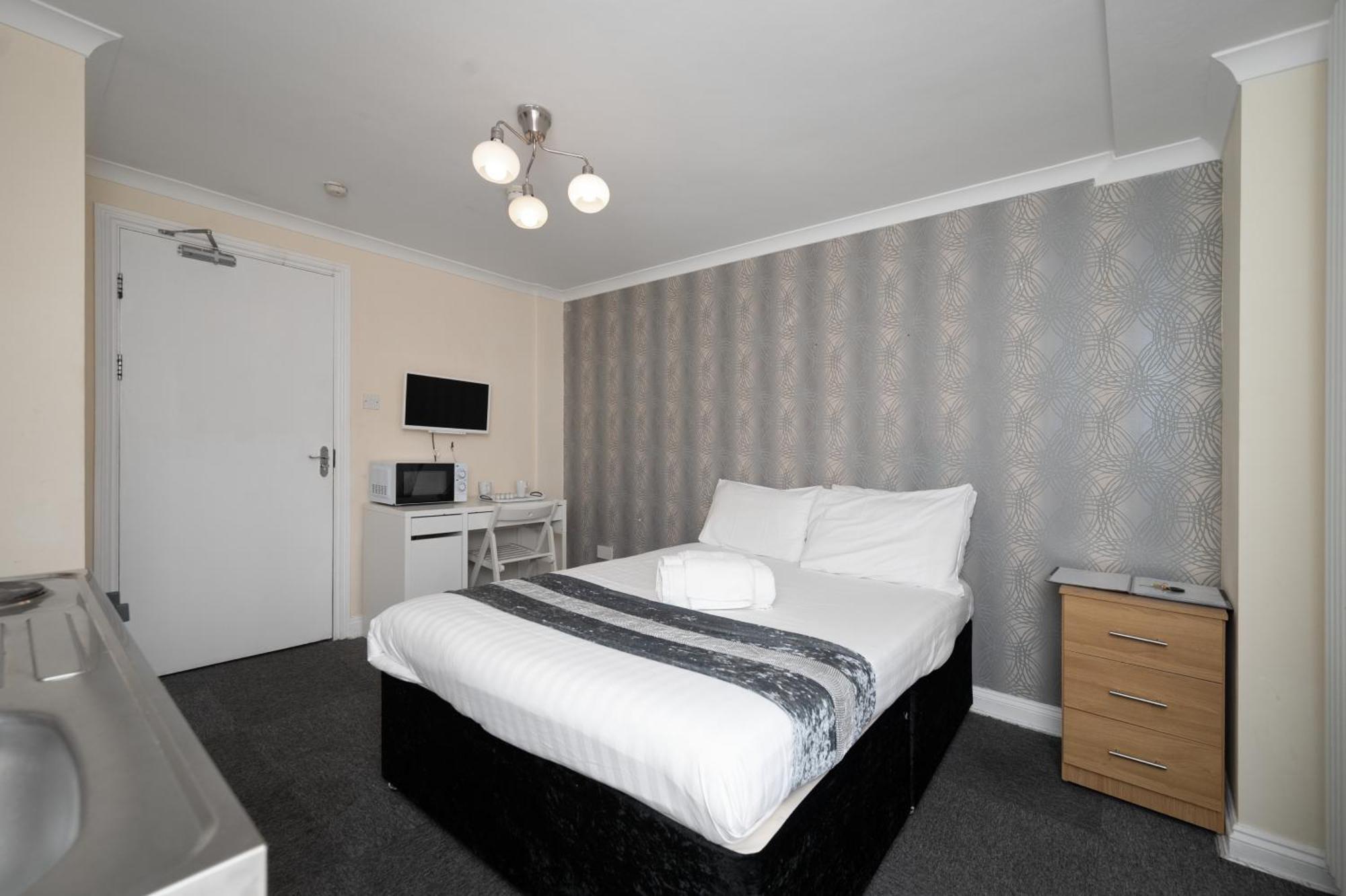 Hotel Flexistay Tulsi 3*